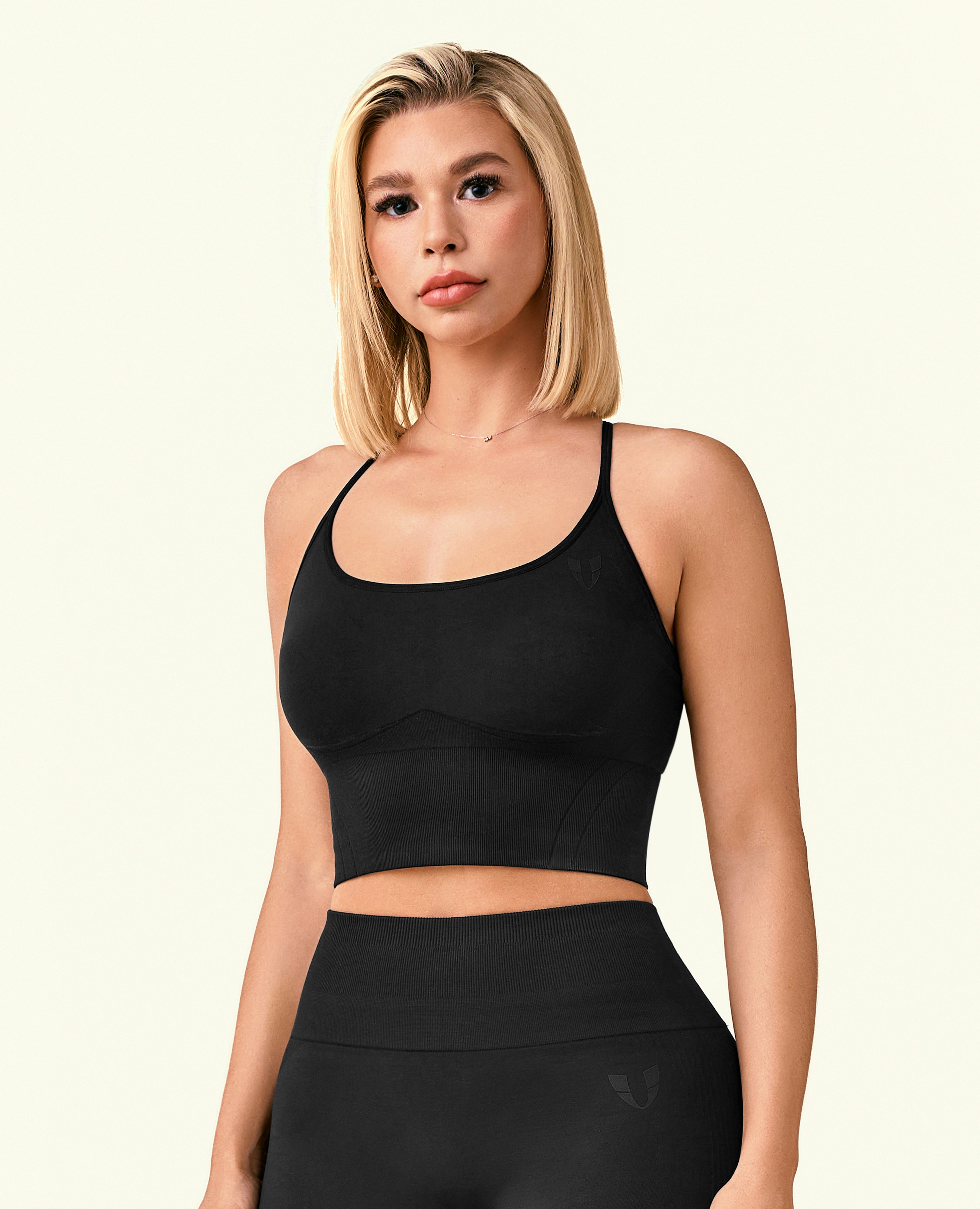 Energy Strait Strap Longline Top - Negro