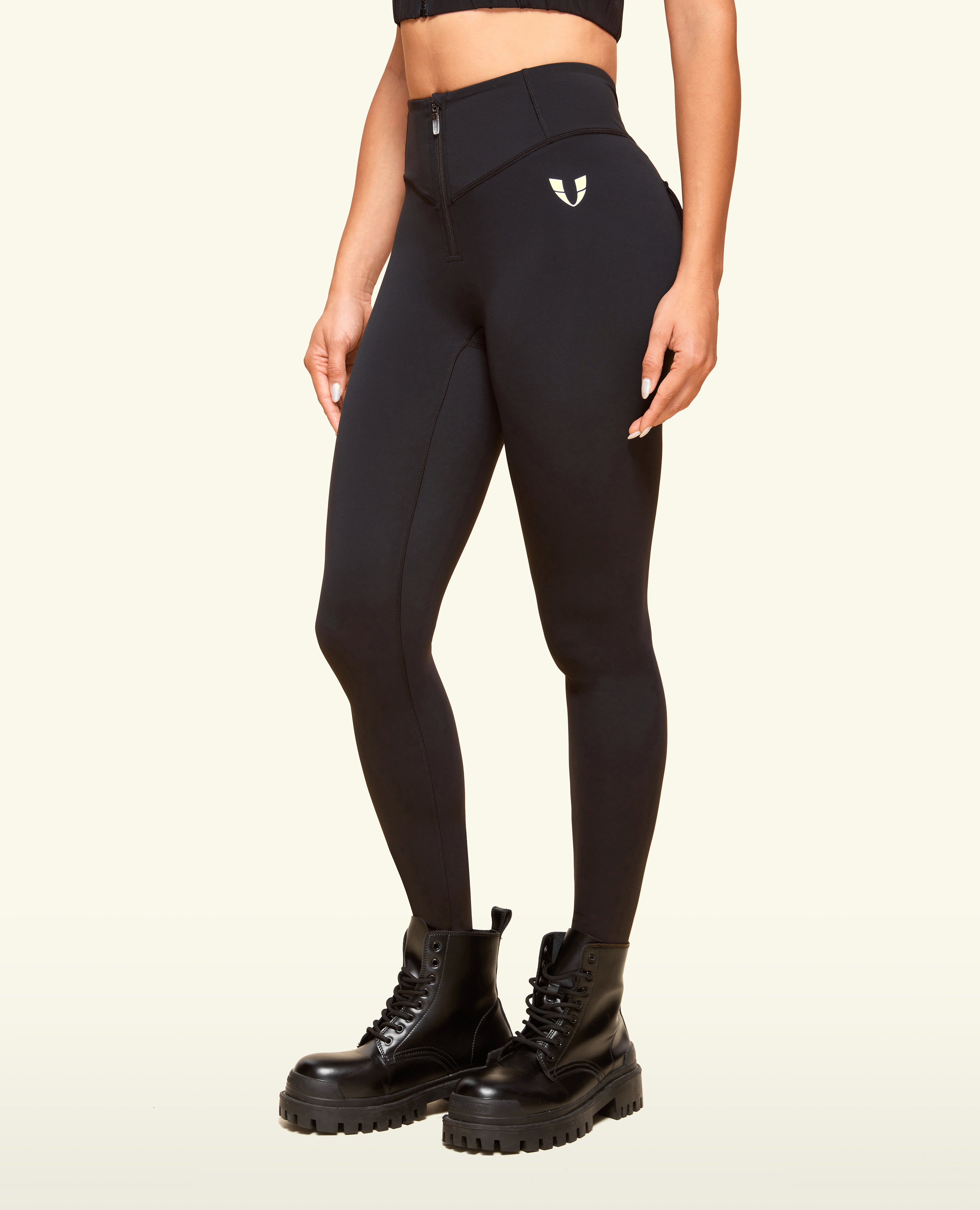 ZIP vordere Taschenpocke Mächtige Leggings - Schwarz