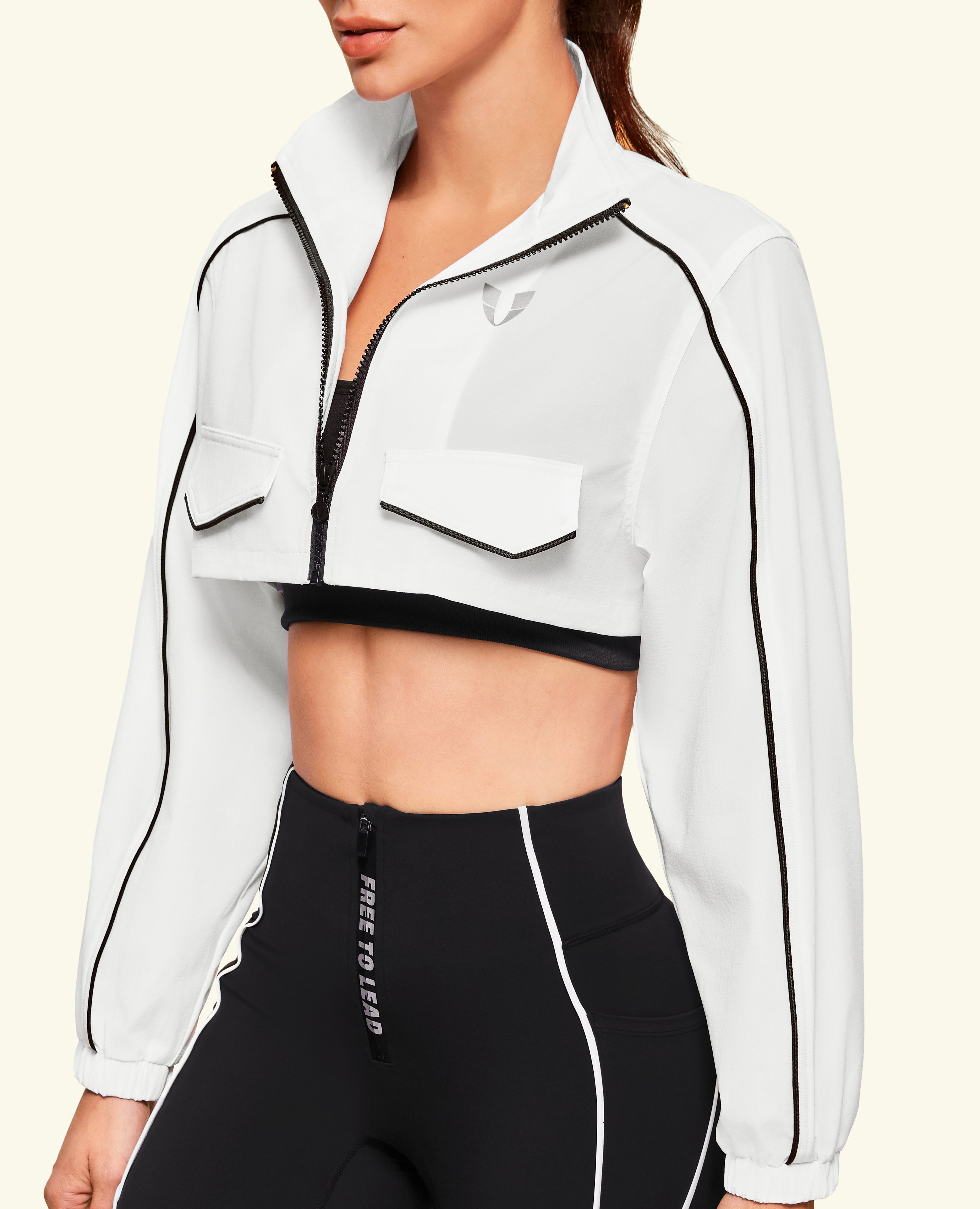 Move-on Stand Collar Cropped Jacket - White