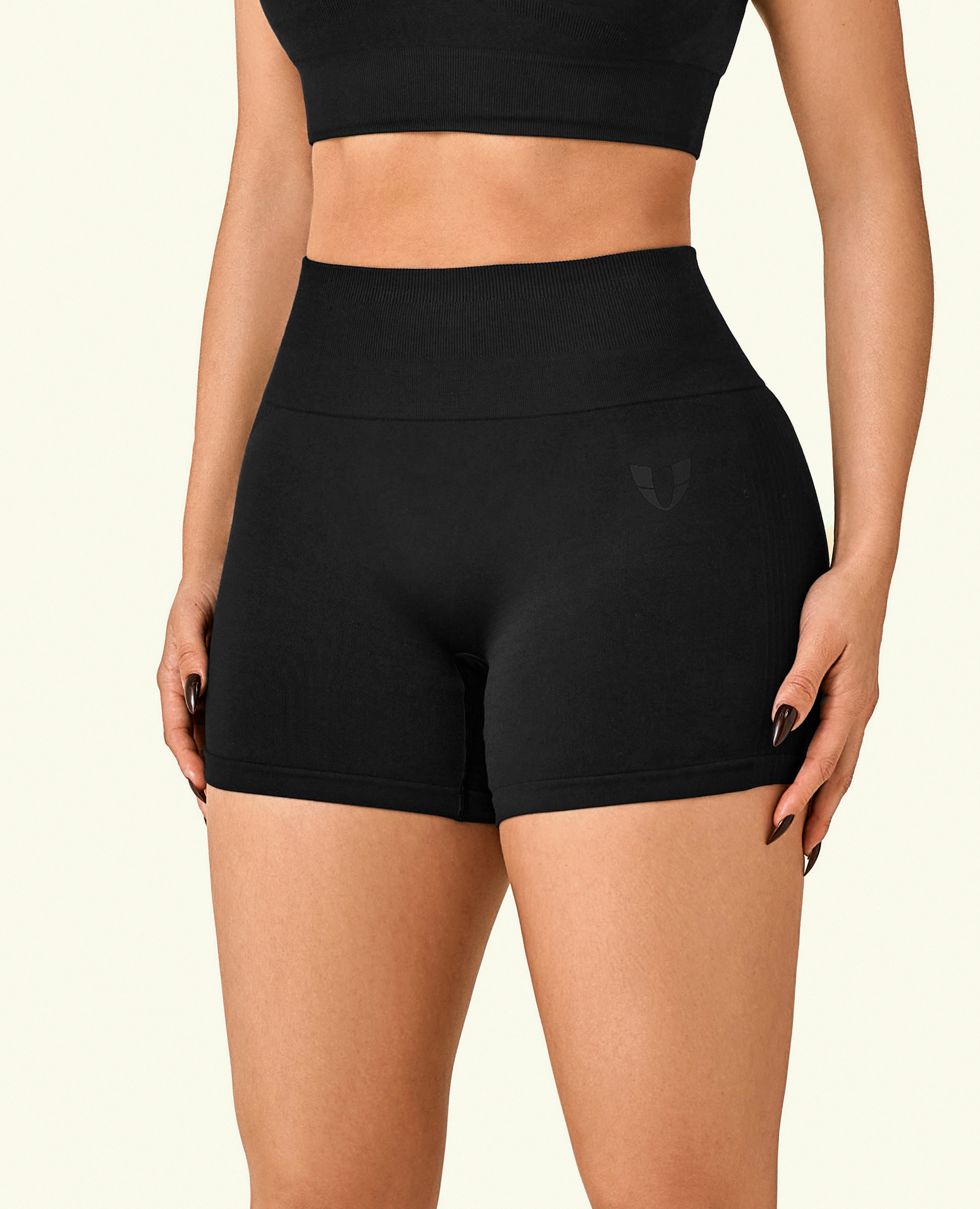 Tight Fit High Waist Shorts - Black