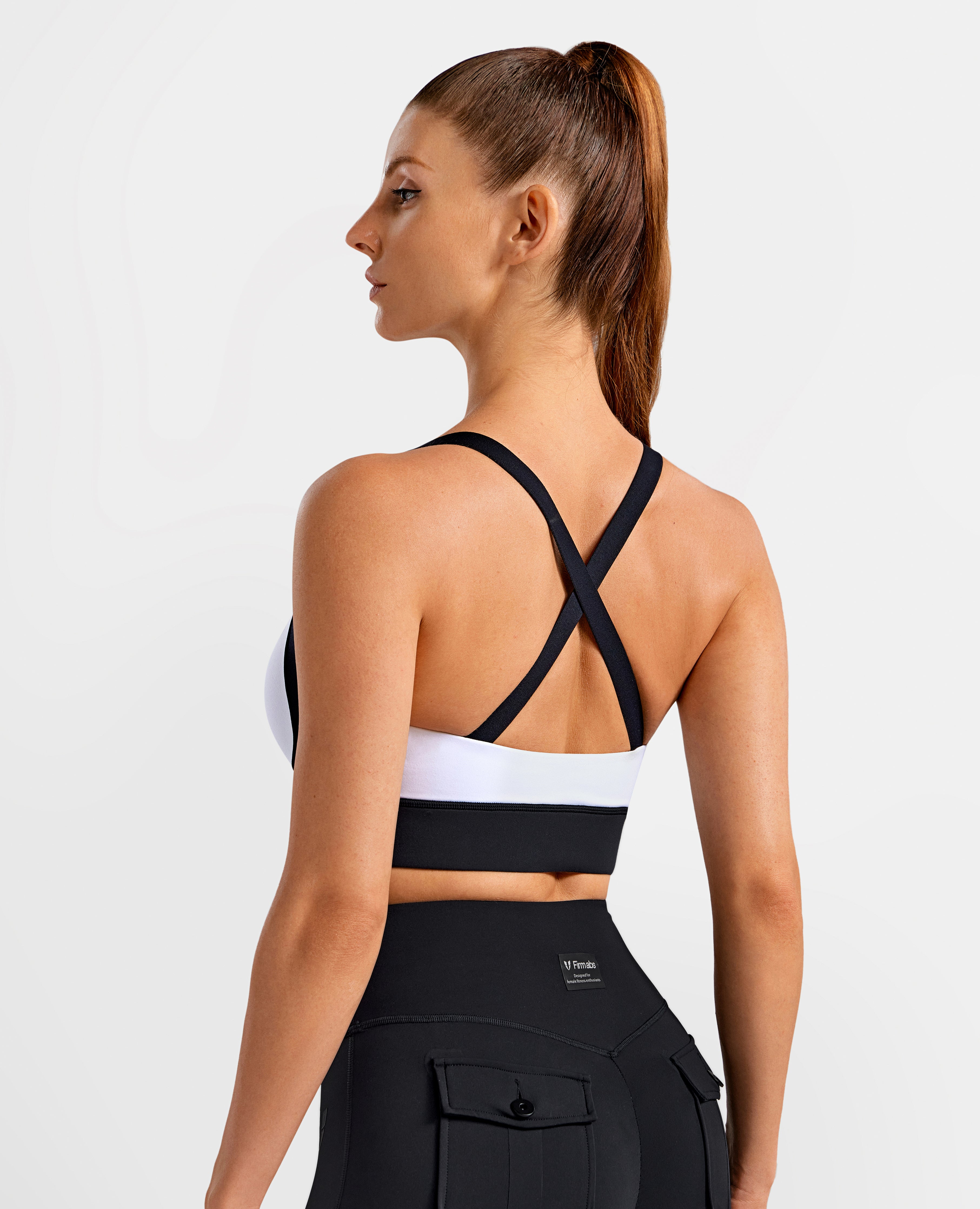 Vivid Fit Sports Bra - Black and White