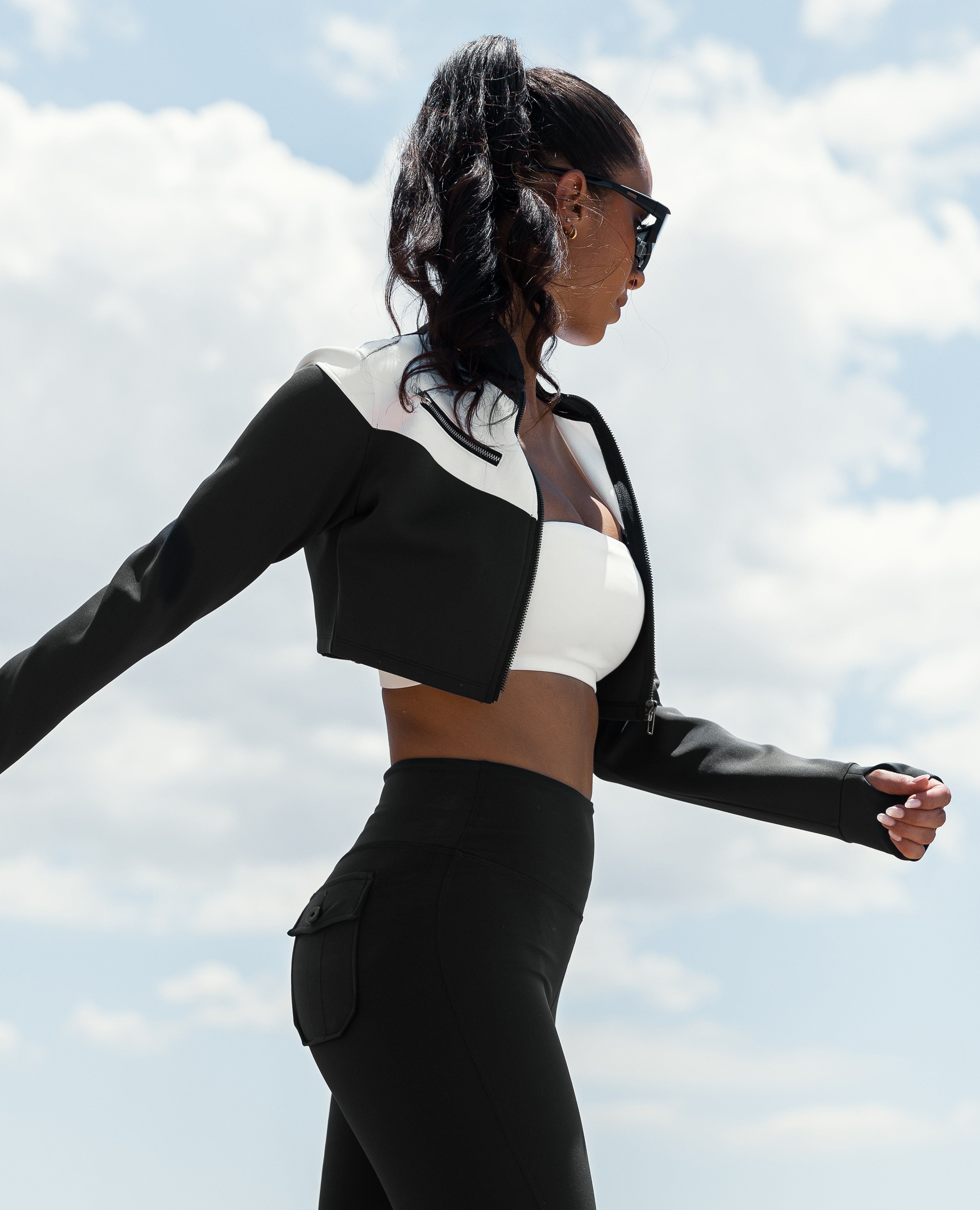 Vivid Fit Crop Jacket - Black and White