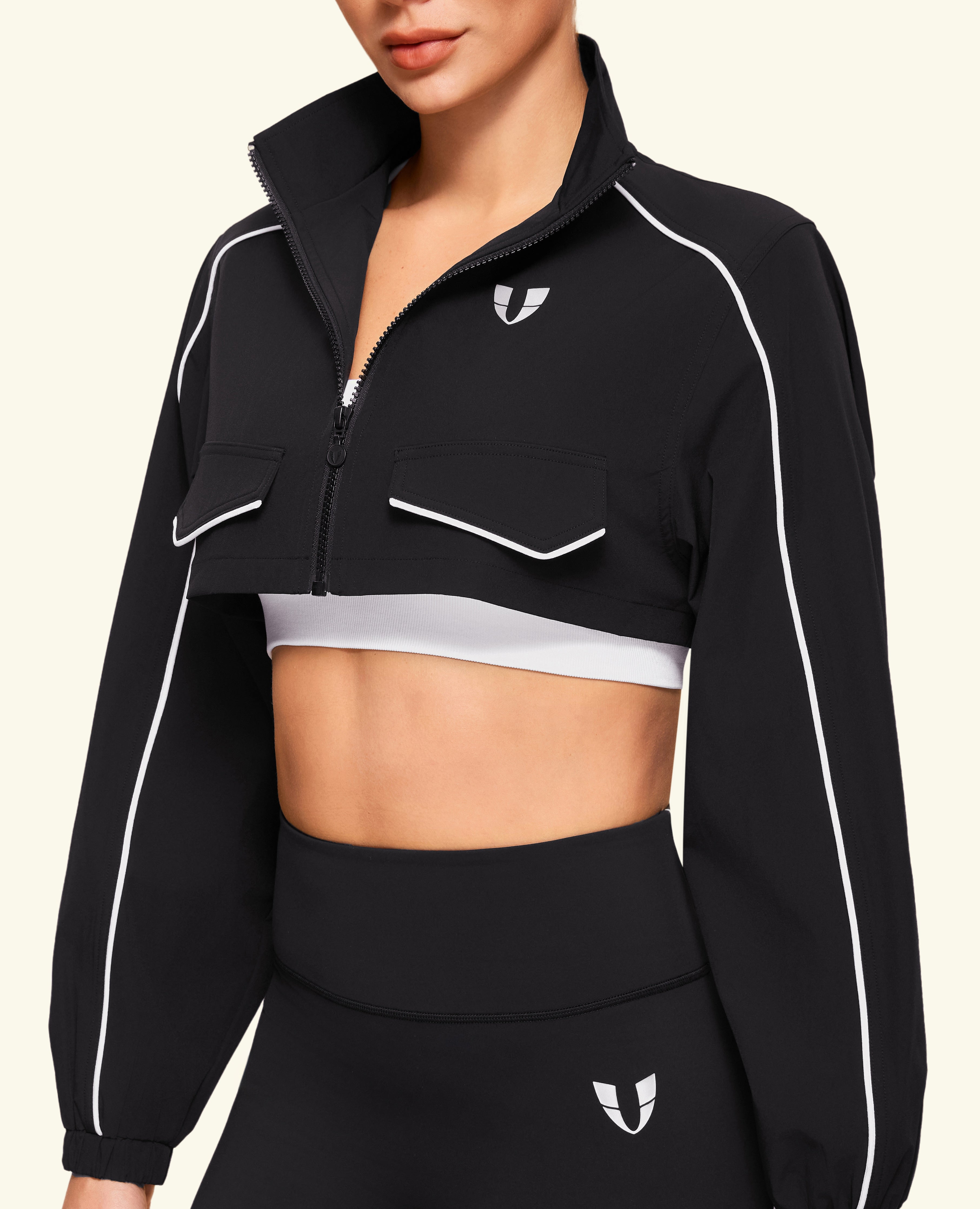 Move-on Stand Collar Cropped Jacket - Black