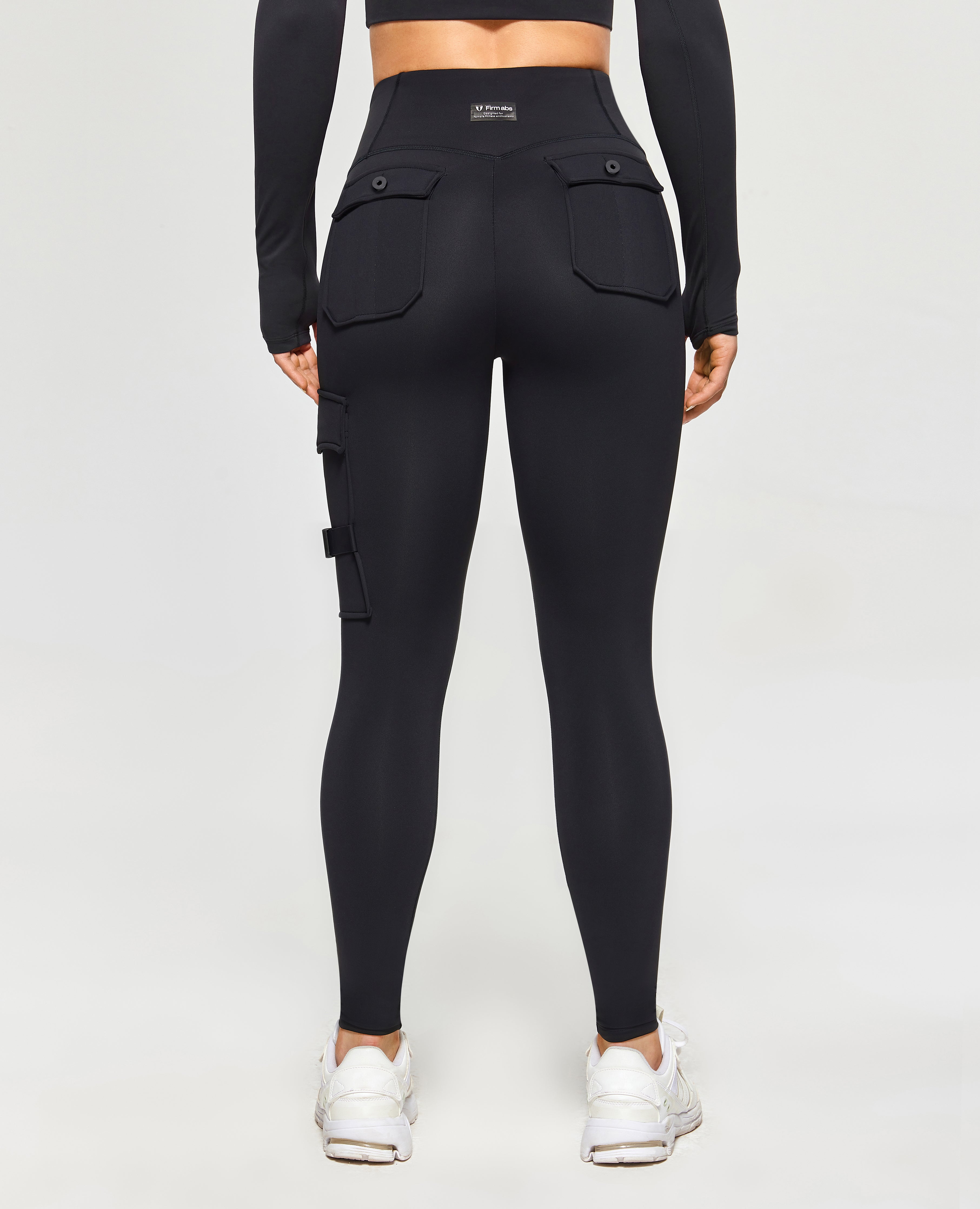 Thermal Fleece Cargo Leggings - Black