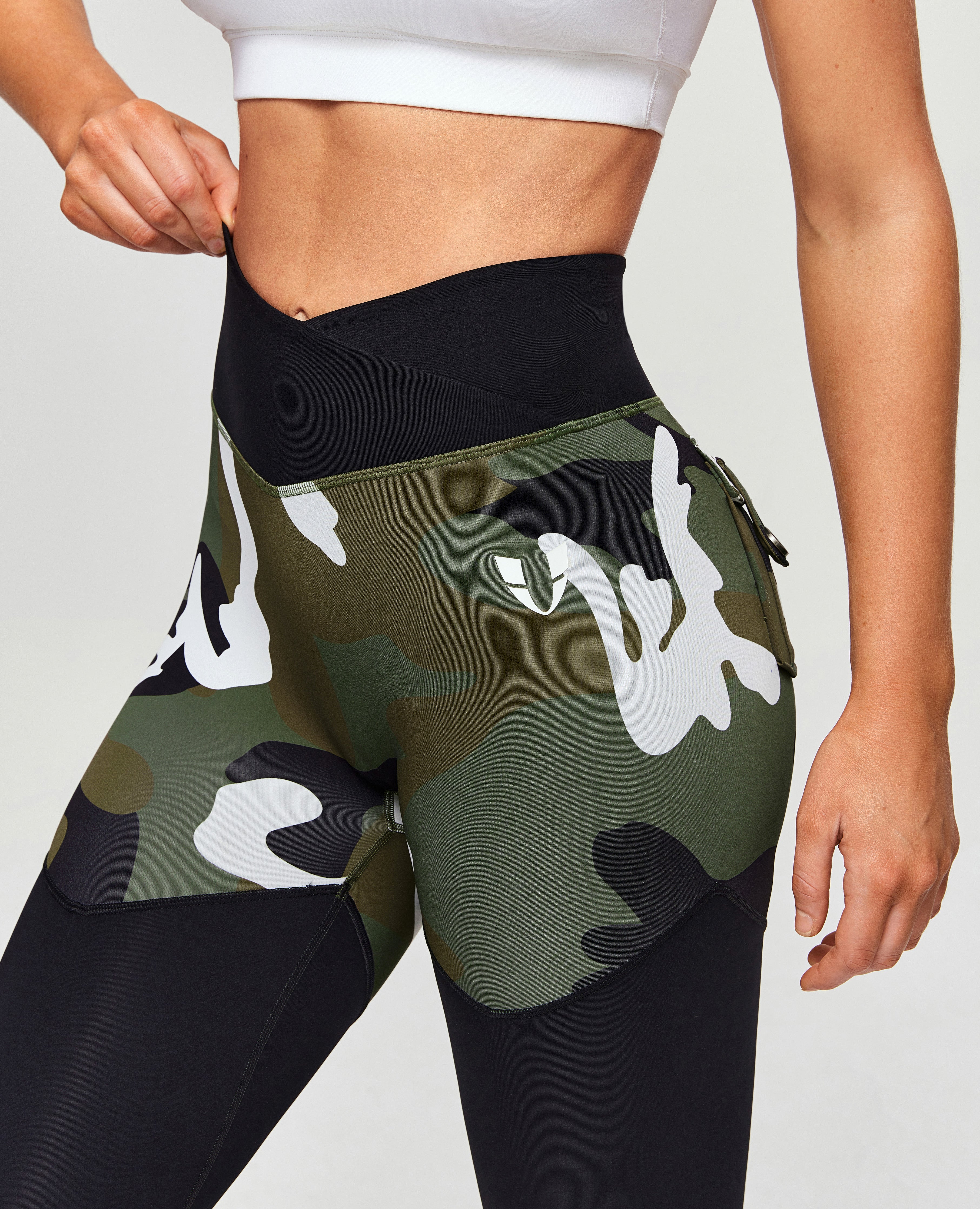 V-Waist Gym Leggings - White Green Camo