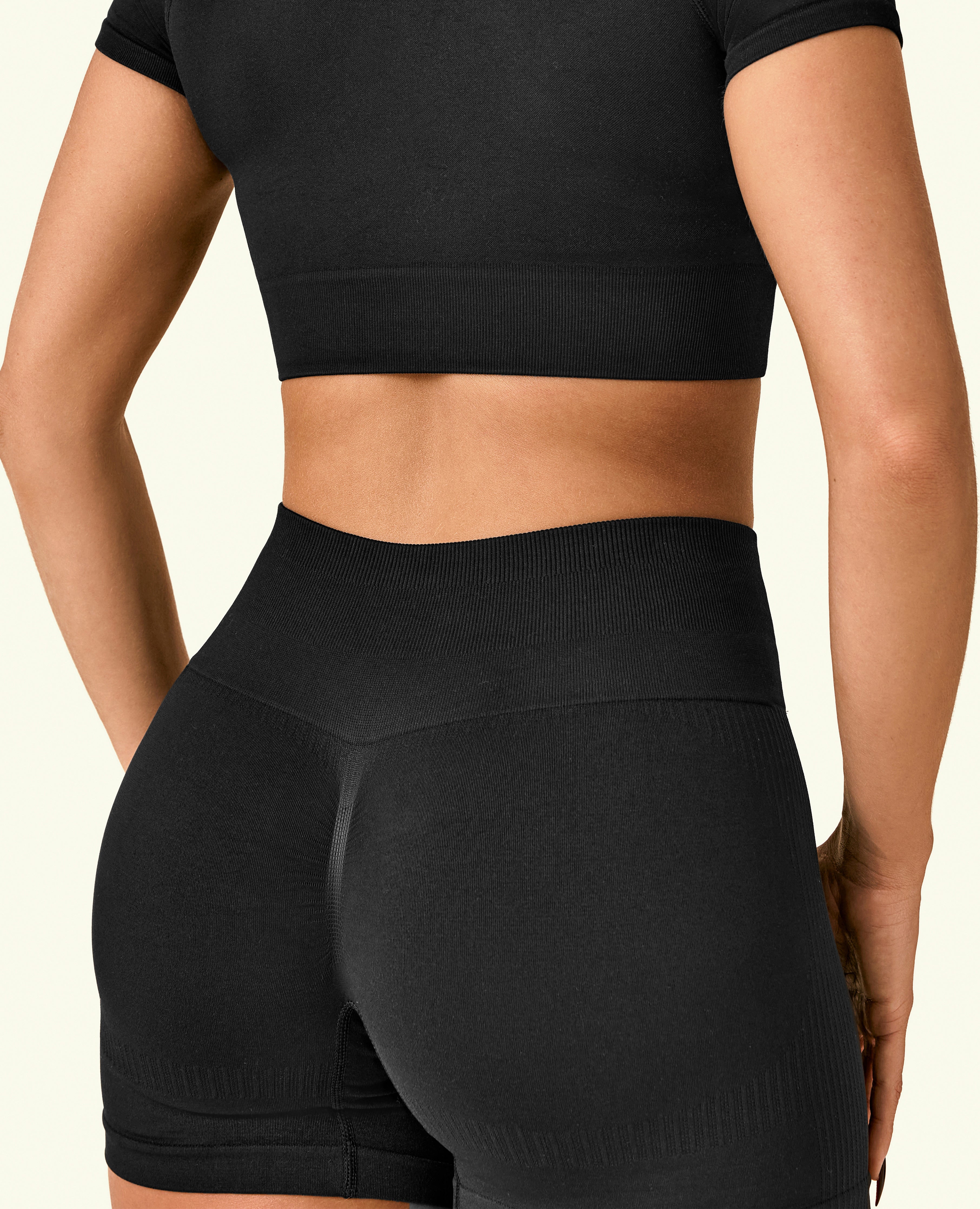 Tight Fit High Waist Shorts - Black