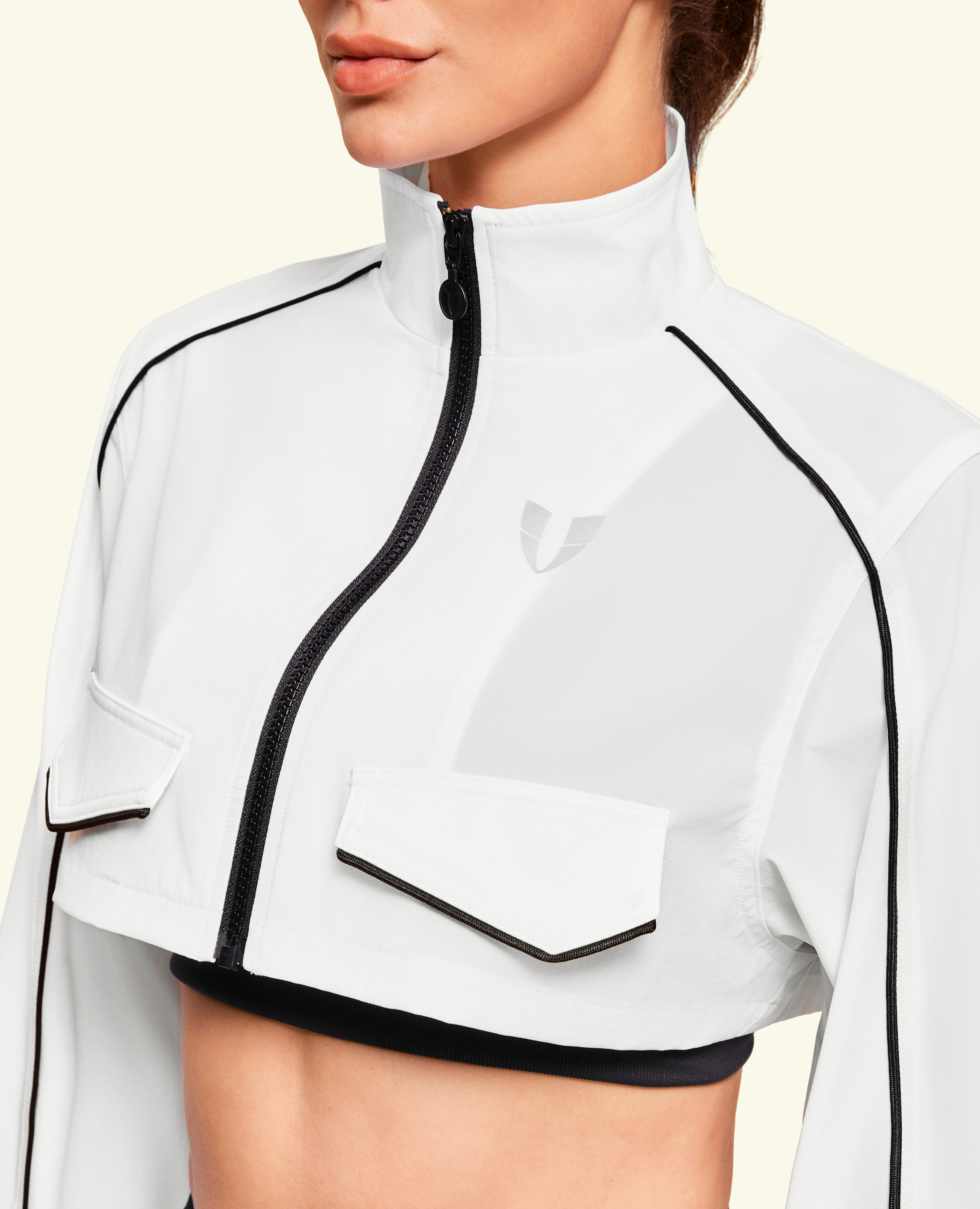 Move-on Stand Collar Cropped Jacket - White