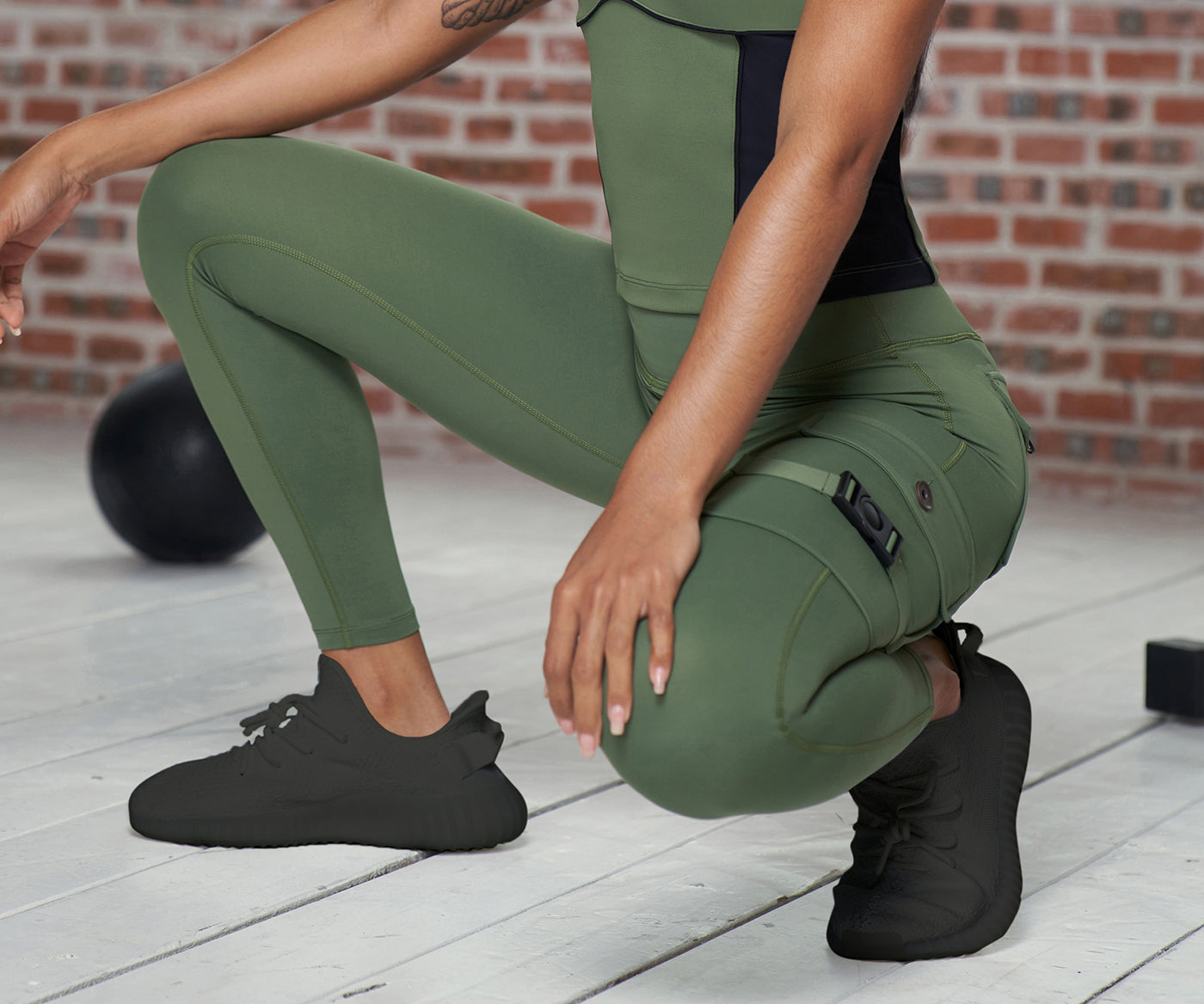 Gym Leggings with Pockets Black | Activewear | FIRM ABS