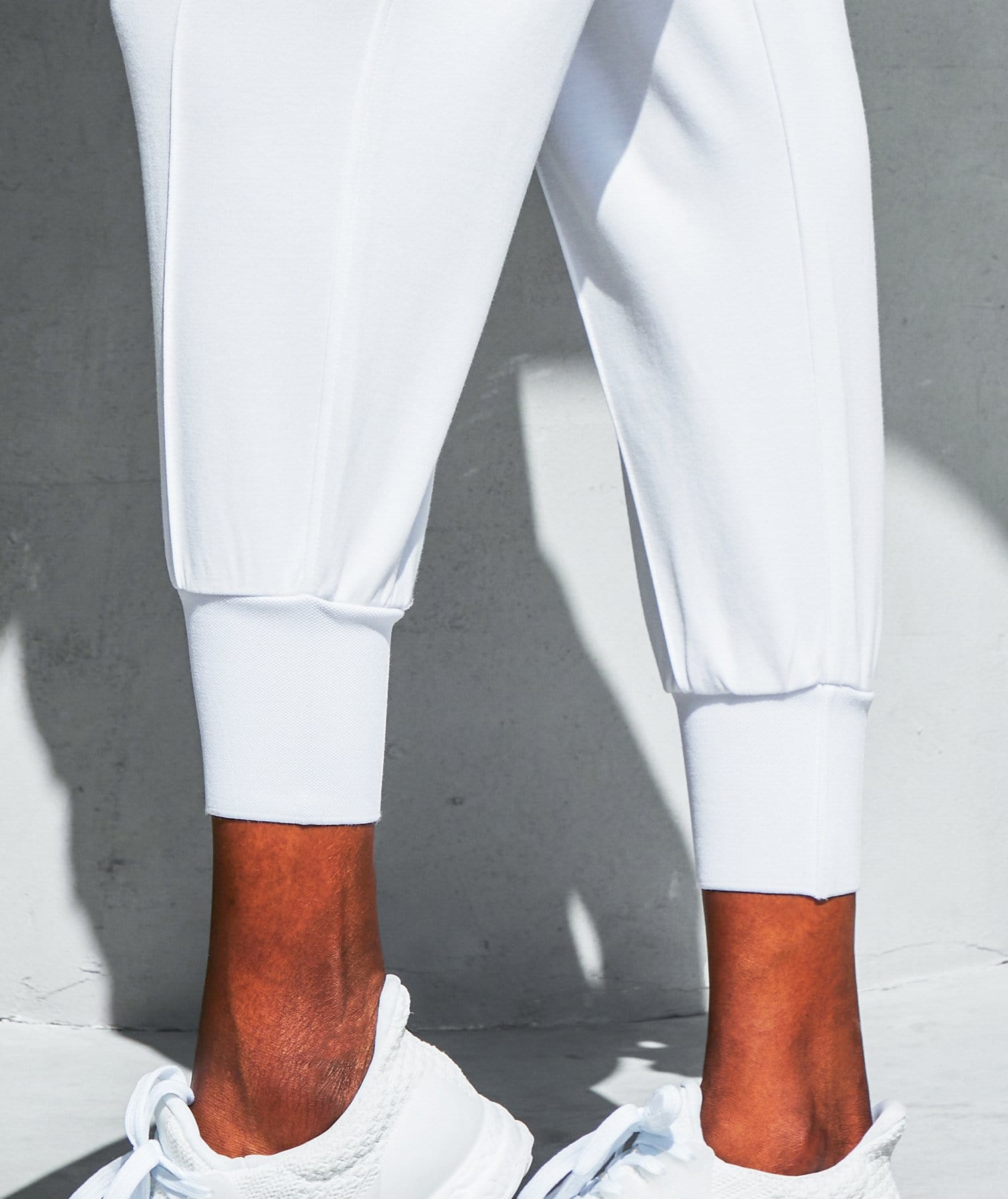 Women's Cargo Pocket Cotton Jogger Pants In White